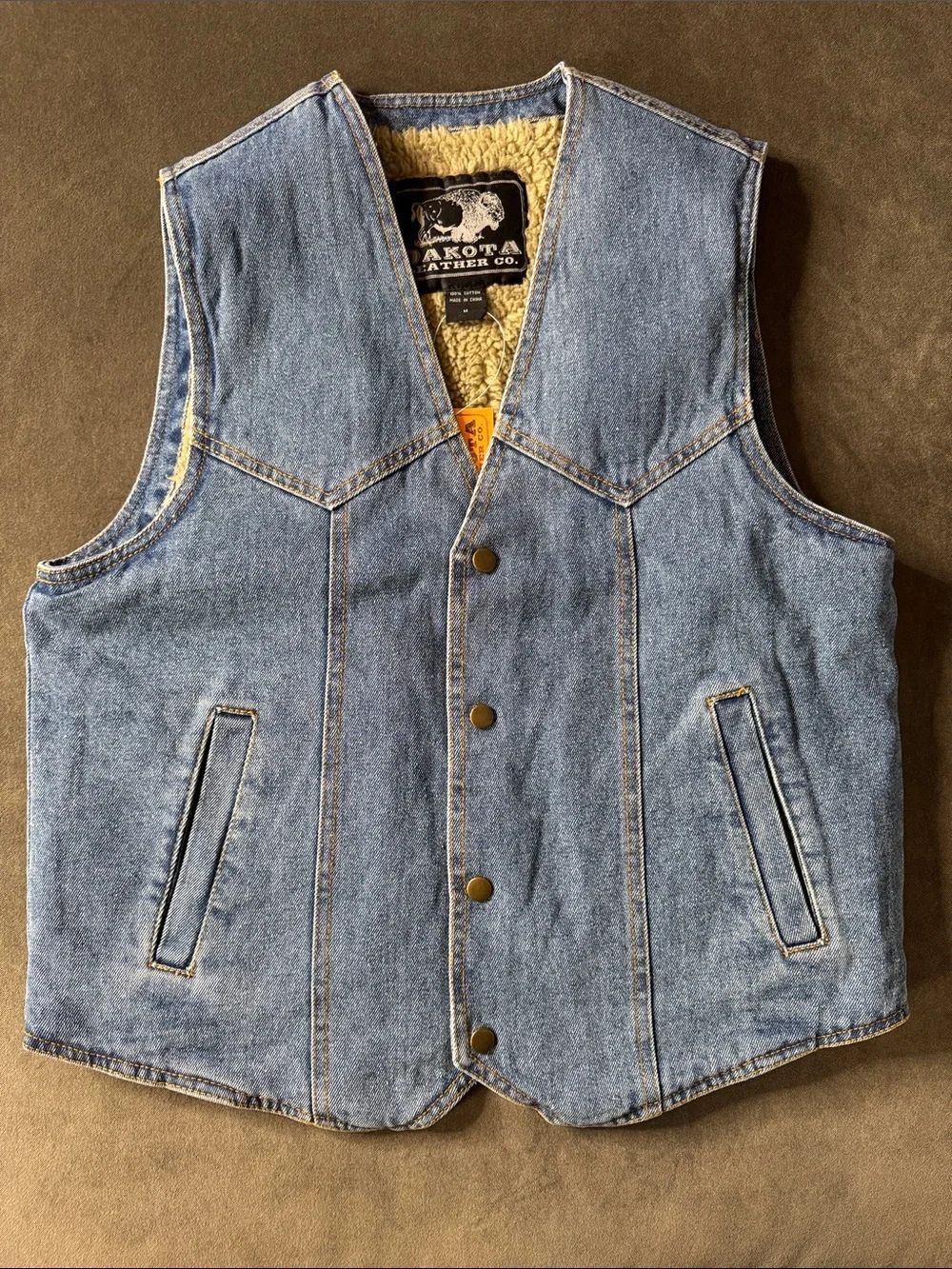 Men’s Vintage Blue Denim Vest Dakota Leather Co. Size XL Snap Close Sherpa Lined